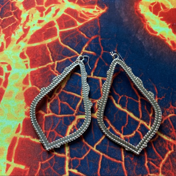 Gorgeous Moroccan inspired big statement earrings - Picture 2 of 4